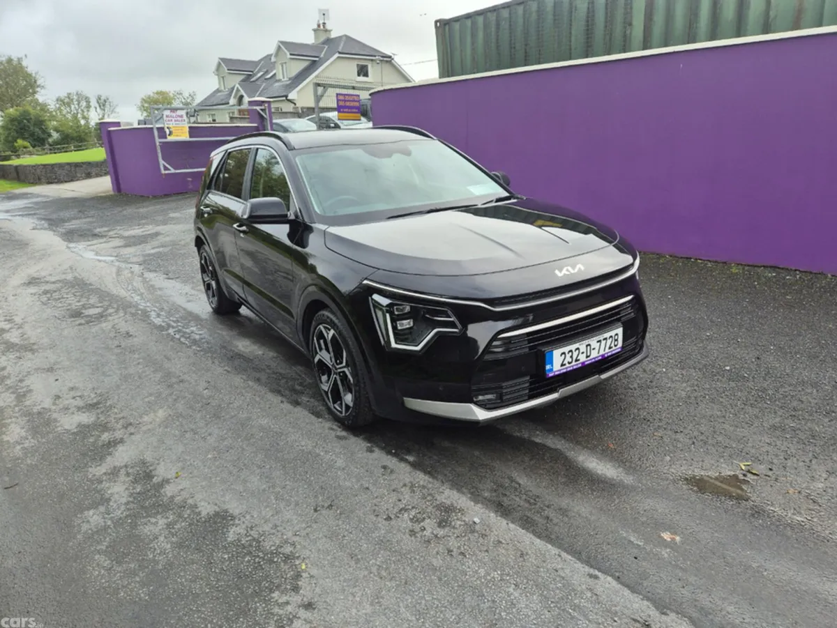 Kia Niro MPV, Petrol Plug-in Hybrid, 2023, Black