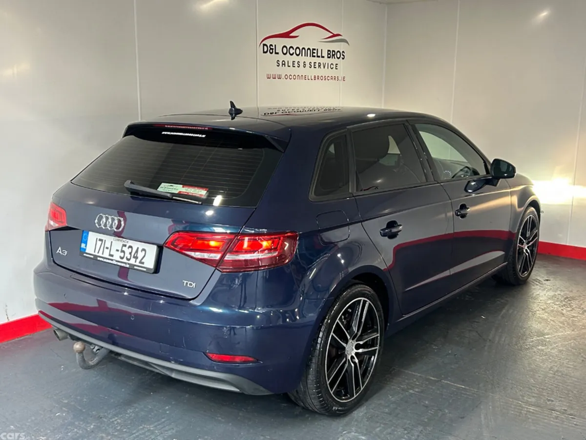 Audi A3 Hatchback, Diesel, 2017, Blue