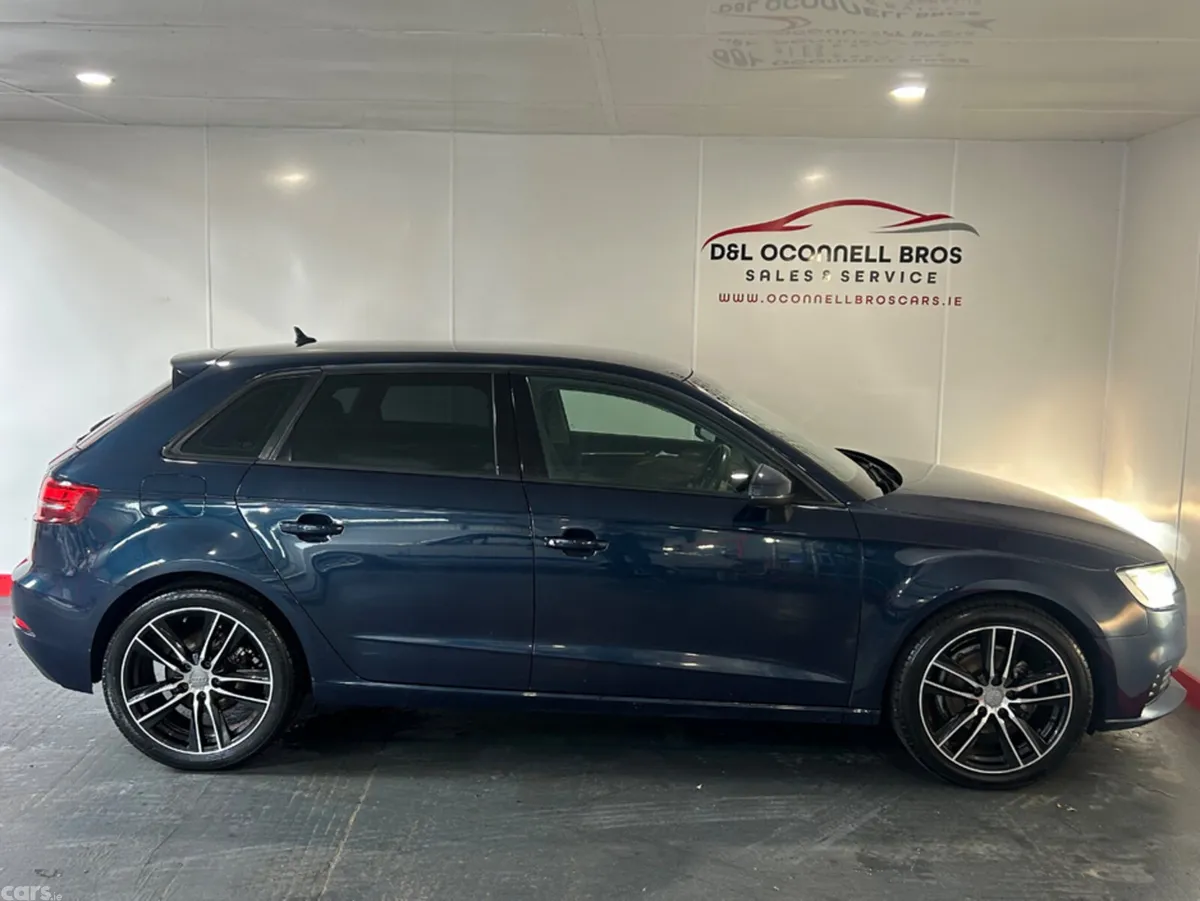 Audi A3 Hatchback, Diesel, 2017, Blue