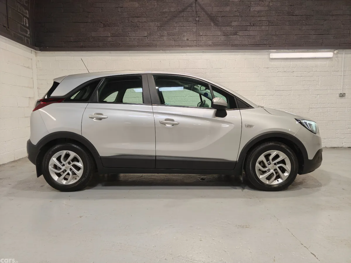 Opel Crossland X SUV, Petrol, 2018, Grey