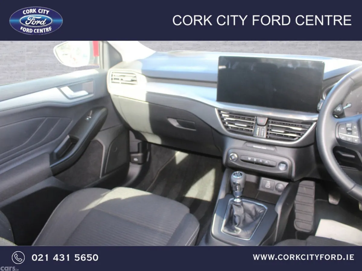 Ford Focus Hatchback, Petrol, 2026, Red