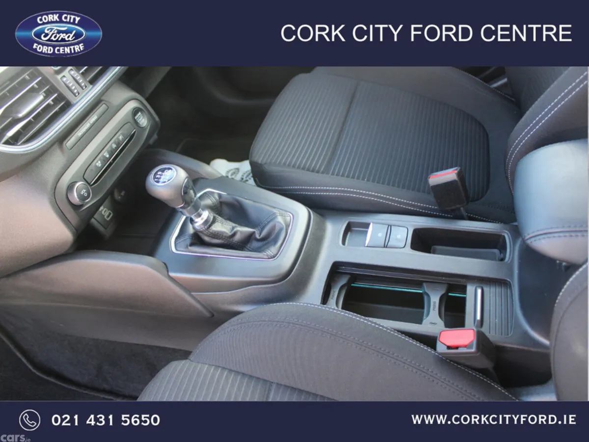 Ford Focus Hatchback, Petrol, 2026, Red