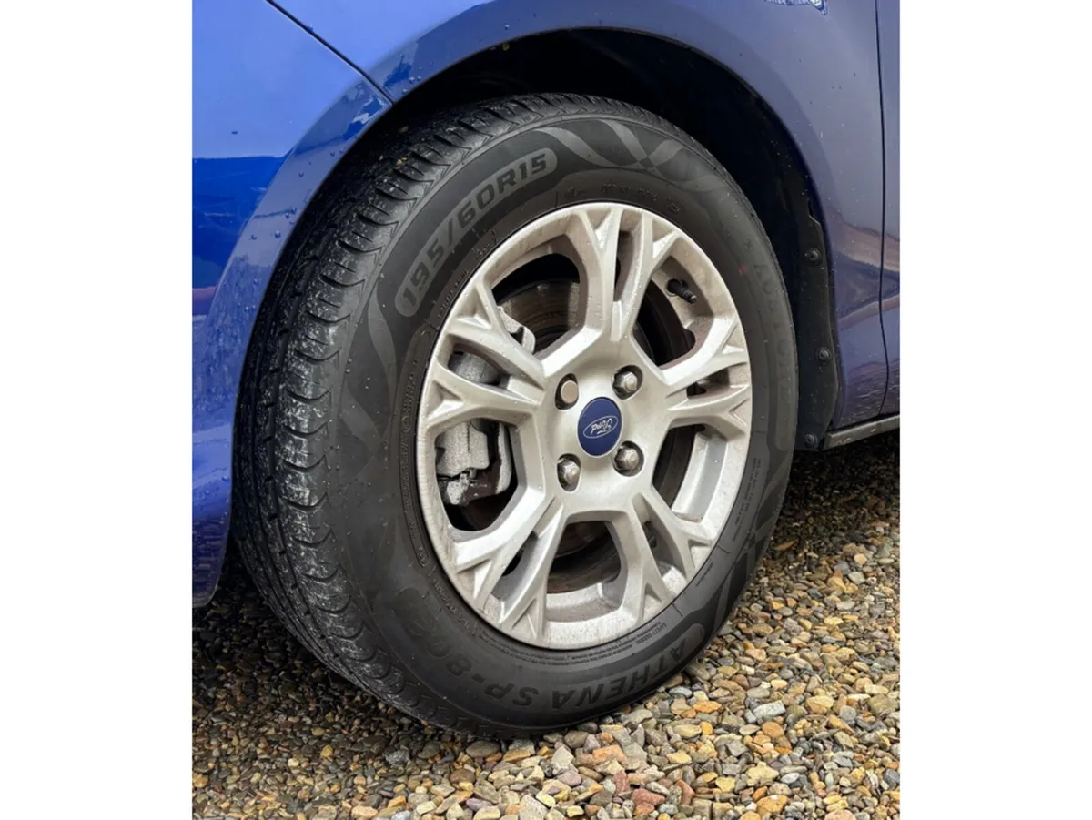 Ford B-Max MPV, Diesel, 2015, Blue