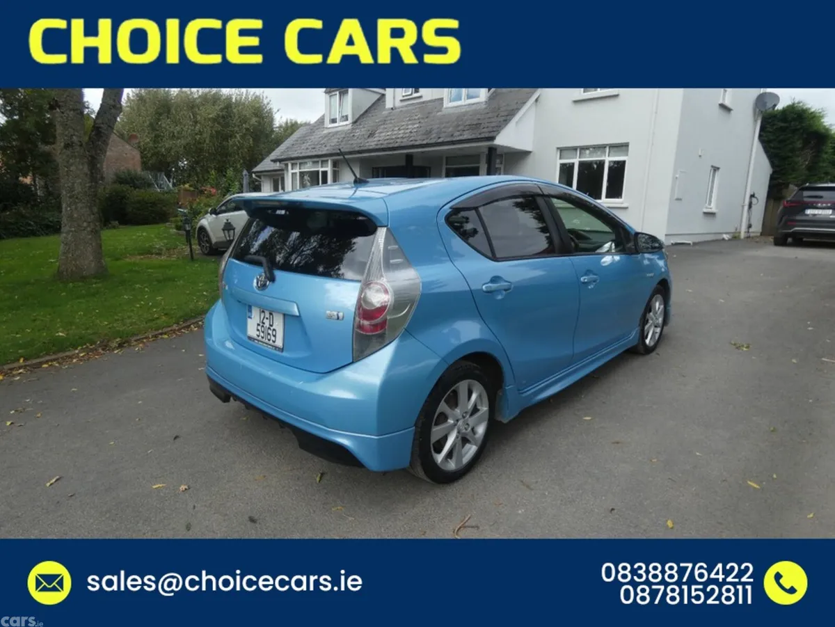 Toyota Aqua Hatchback, Petrol Hybrid, 2012, Blue