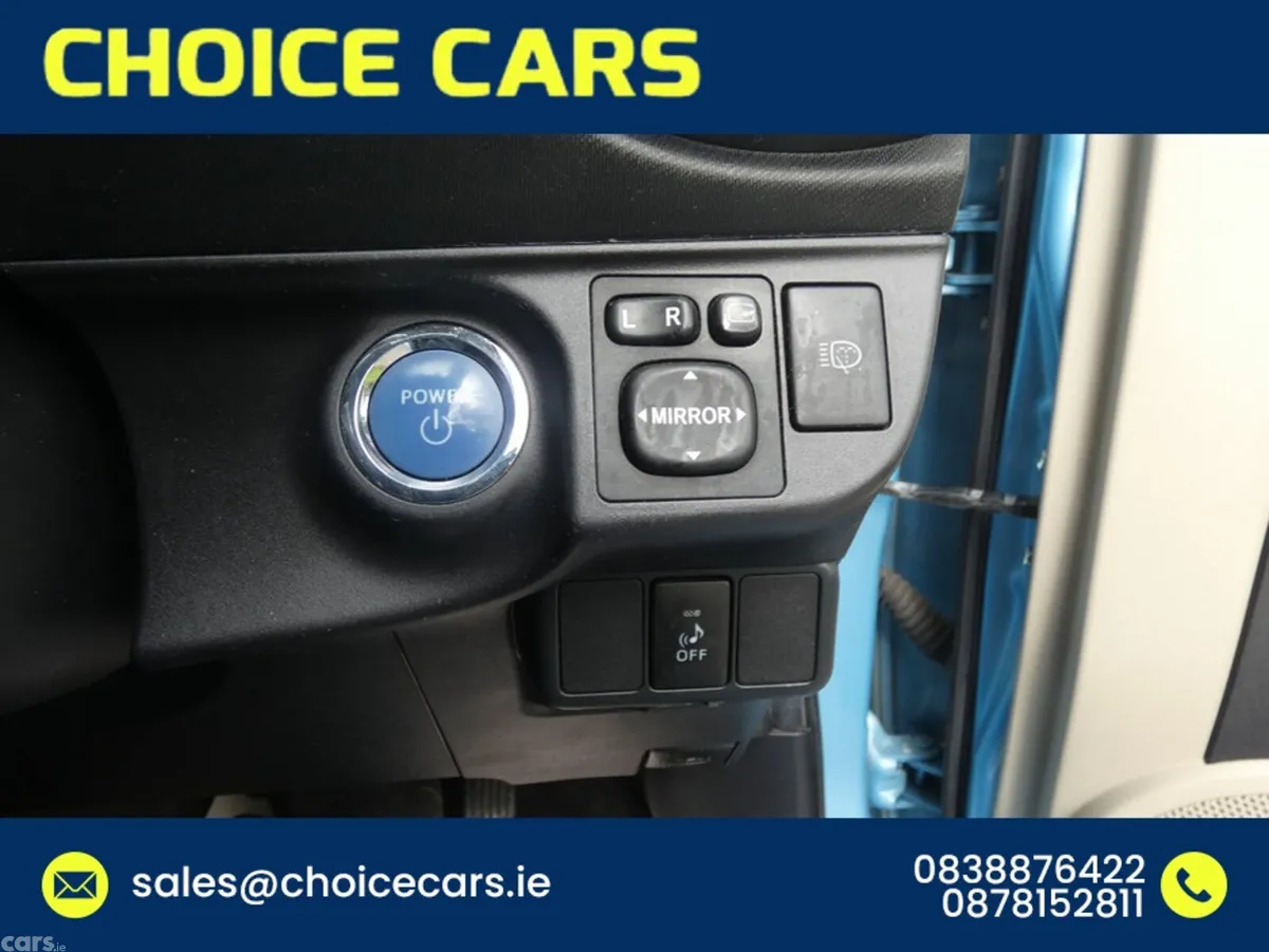 Toyota Aqua Hatchback, Petrol Hybrid, 2012, Blue