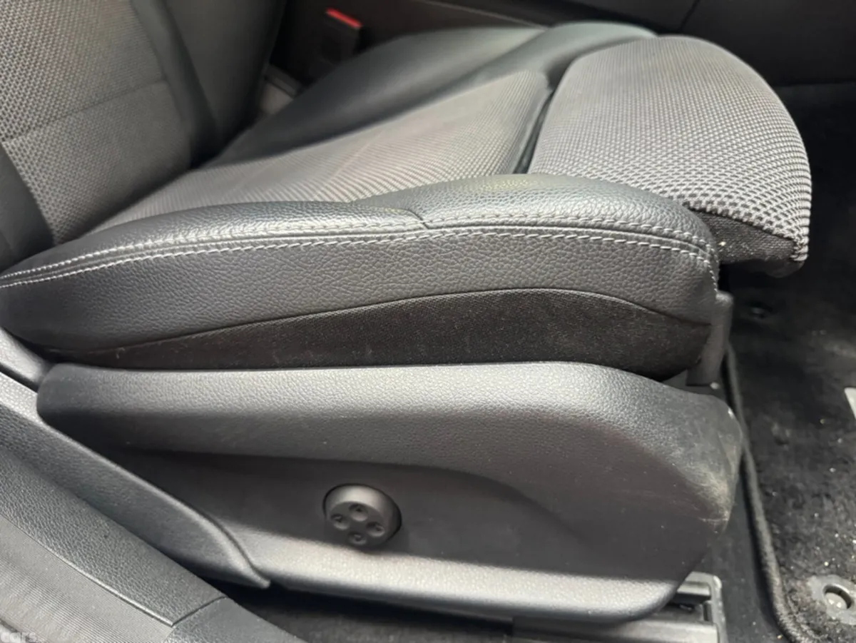 Mercedes-Benz C-Class Saloon, Petrol, 2019, Black