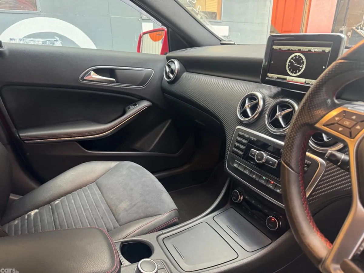 Mercedes-Benz A-Class Hatchback, Petrol, 2014, Red