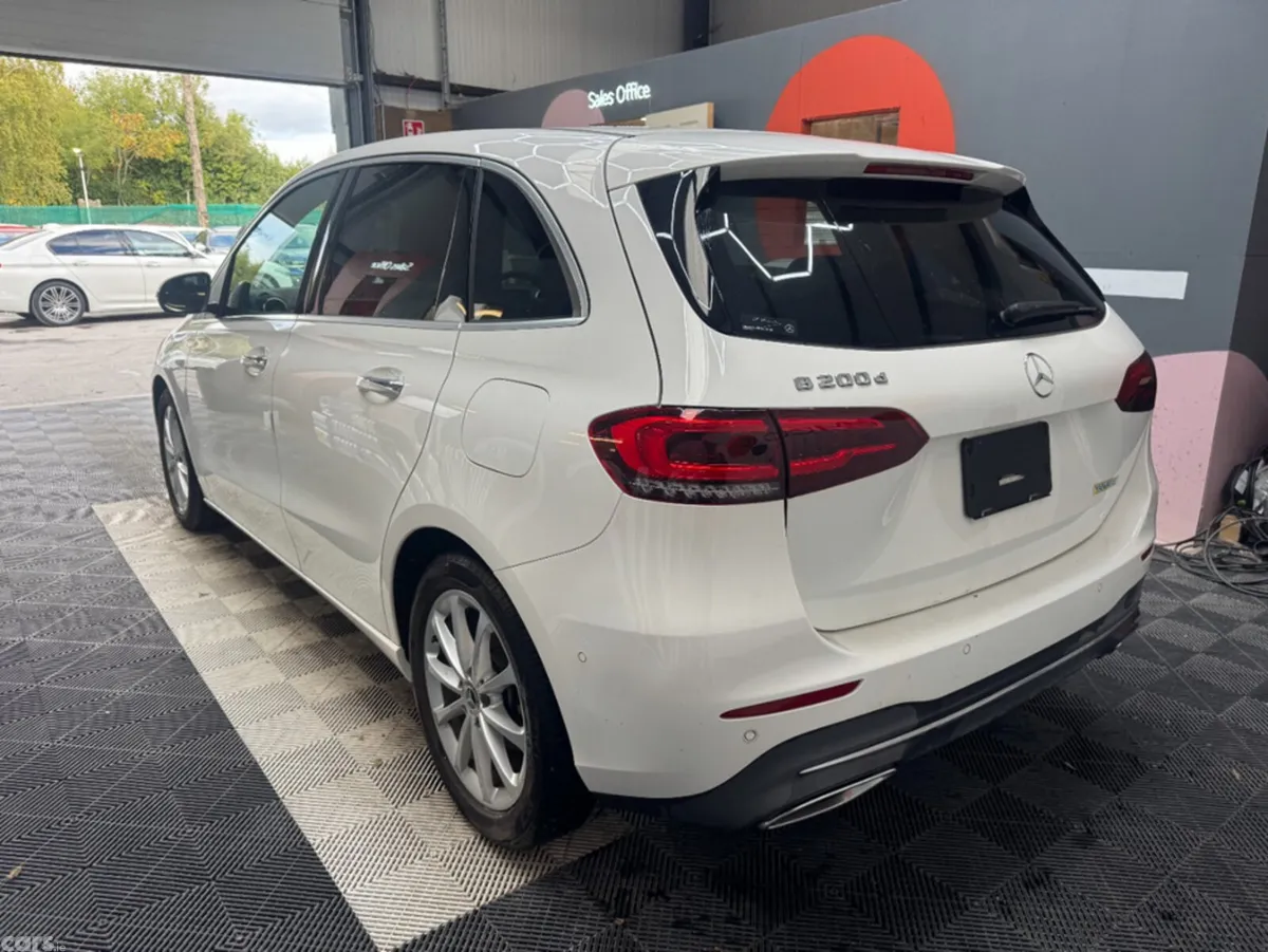 Mercedes-Benz B-Class Hatchback, Diesel, 2020, White
