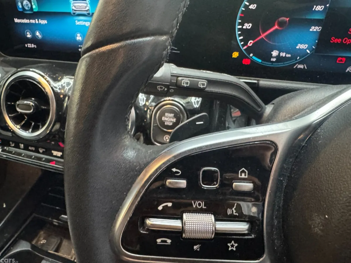 Mercedes-Benz B-Class Hatchback, Diesel, 2020, White