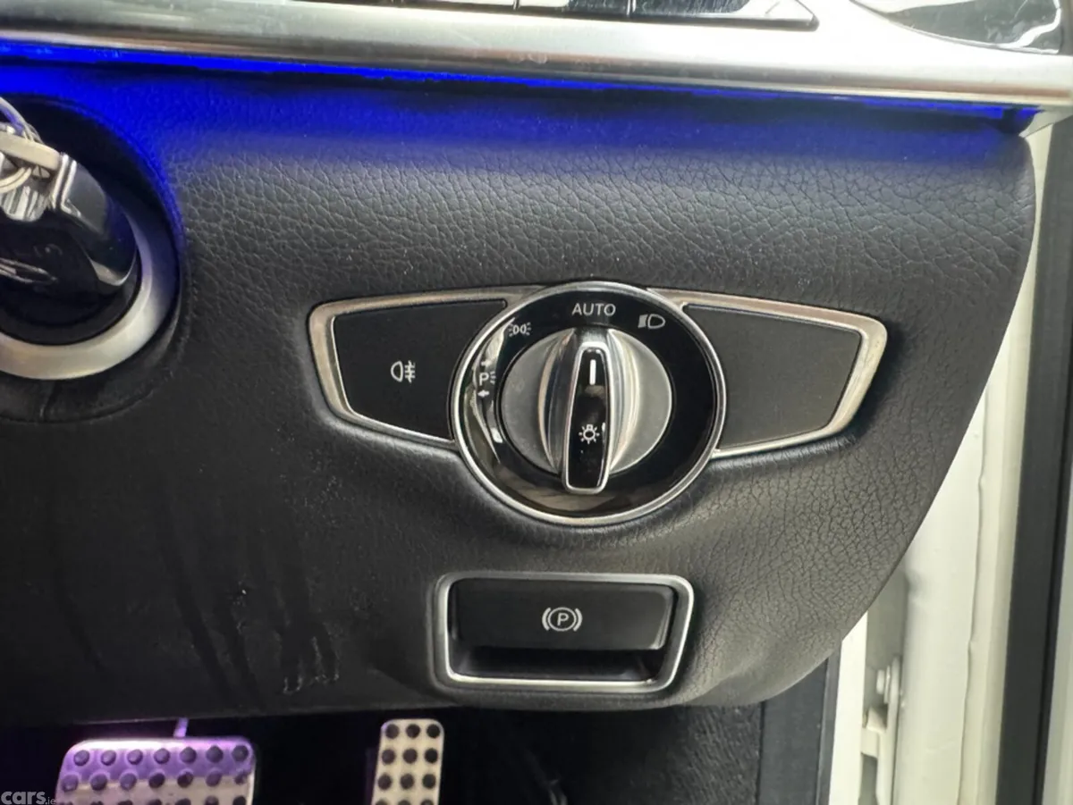 Mercedes-Benz S-Class Saloon, Petrol Hybrid, 2014, White