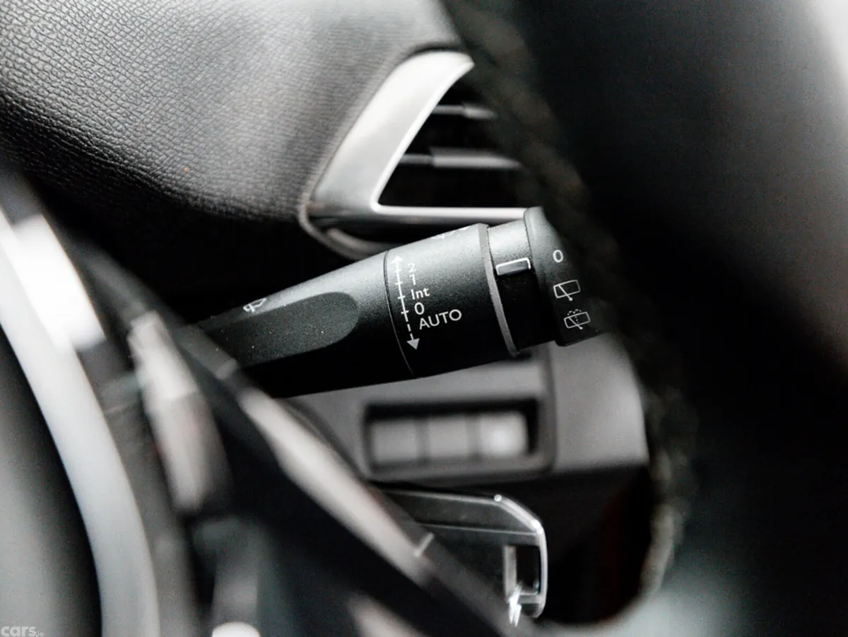 Peugeot 3008 SUV, Diesel, 2020, Red