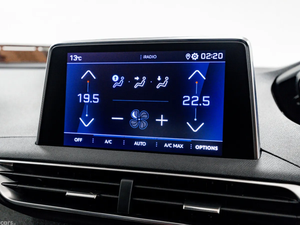Peugeot 3008 SUV, Diesel, 2020, Red