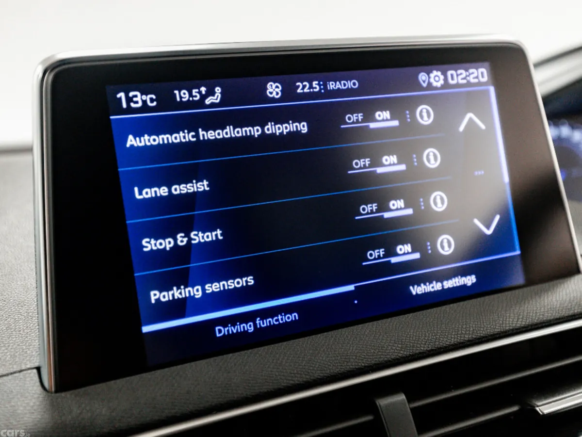 Peugeot 3008 SUV, Diesel, 2020, Red