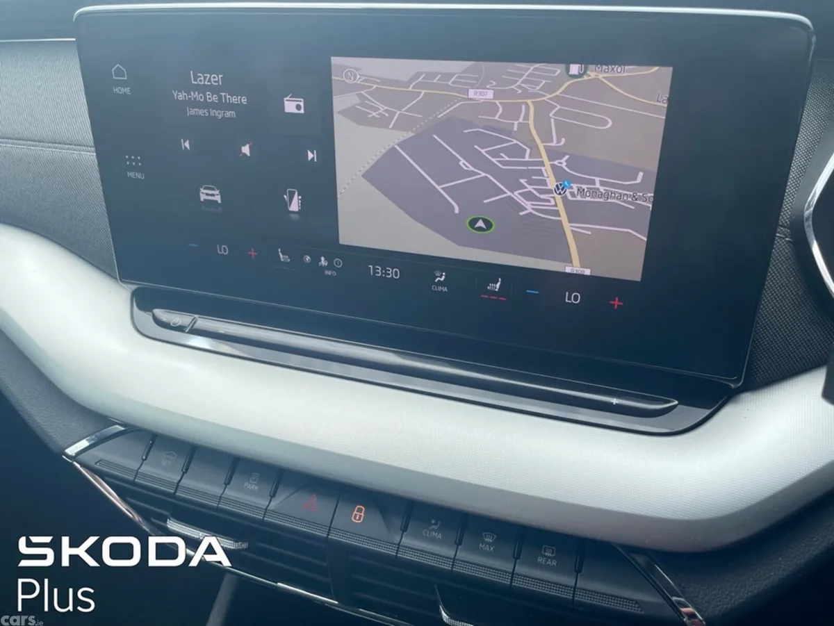 Skoda Octavia Hatchback, Diesel, 2024, Grey