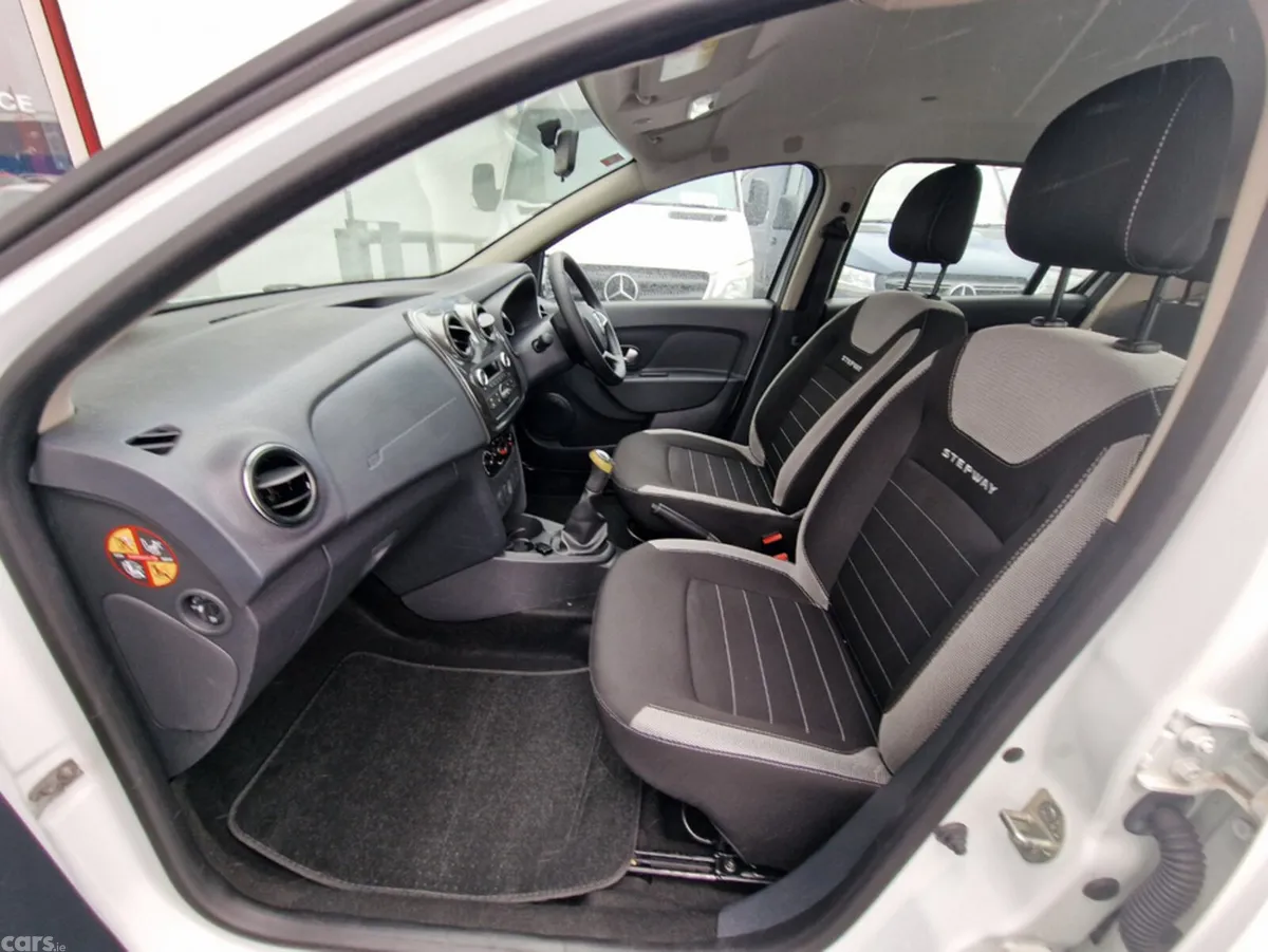 Dacia Sandero Stepway Hatchback, Petrol, 2018, White