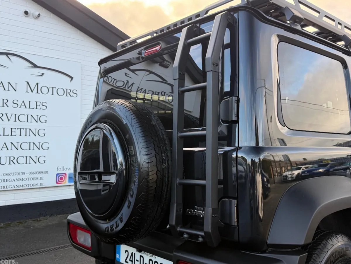 Suzuki Jimny MPV, Petrol, 2024, Black