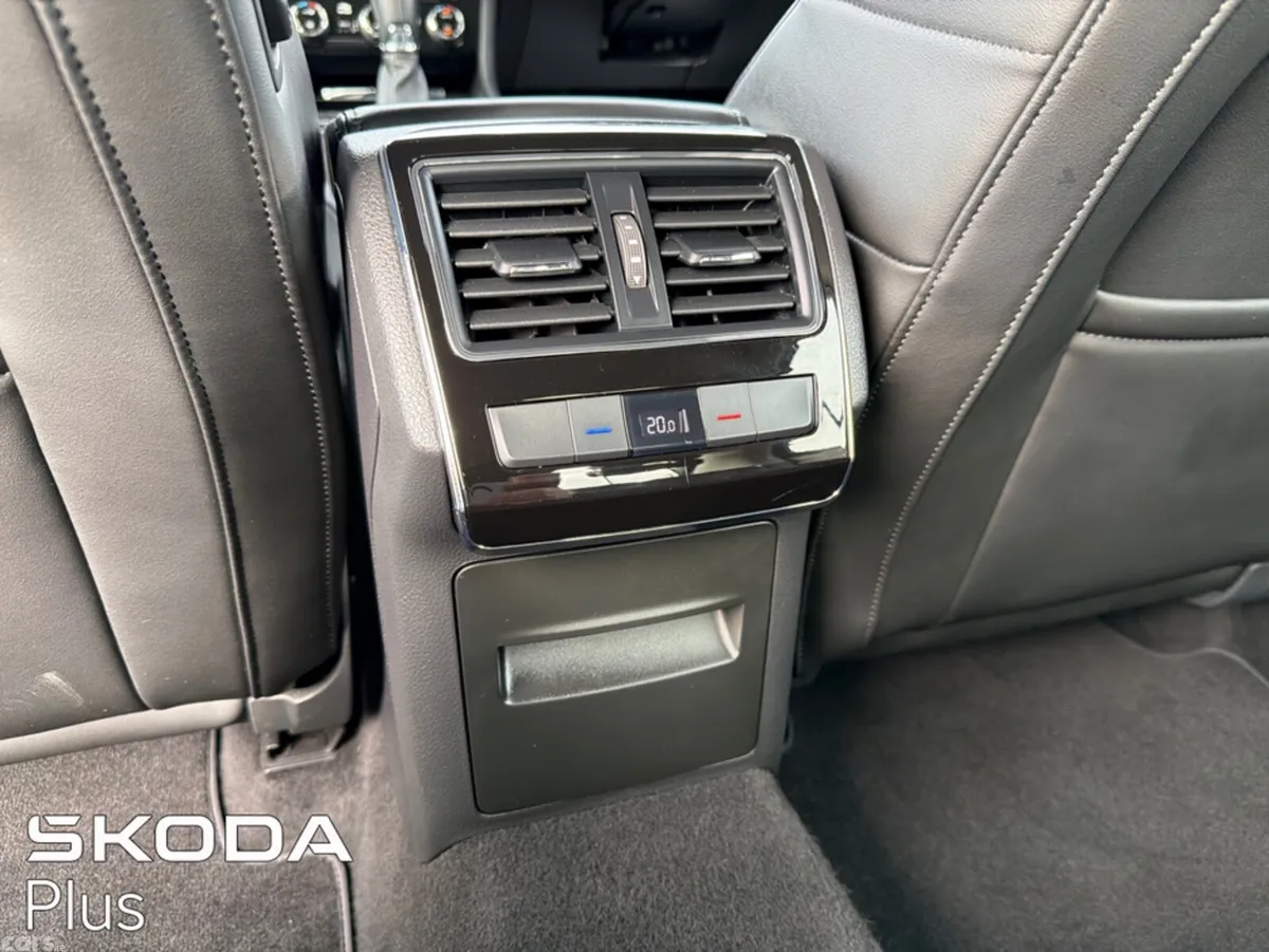 Skoda Superb Hatchback, Diesel, 2024, Grey