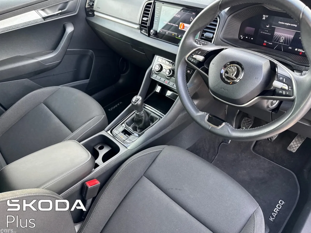Skoda Karoq SUV, Diesel, 2024, Grey