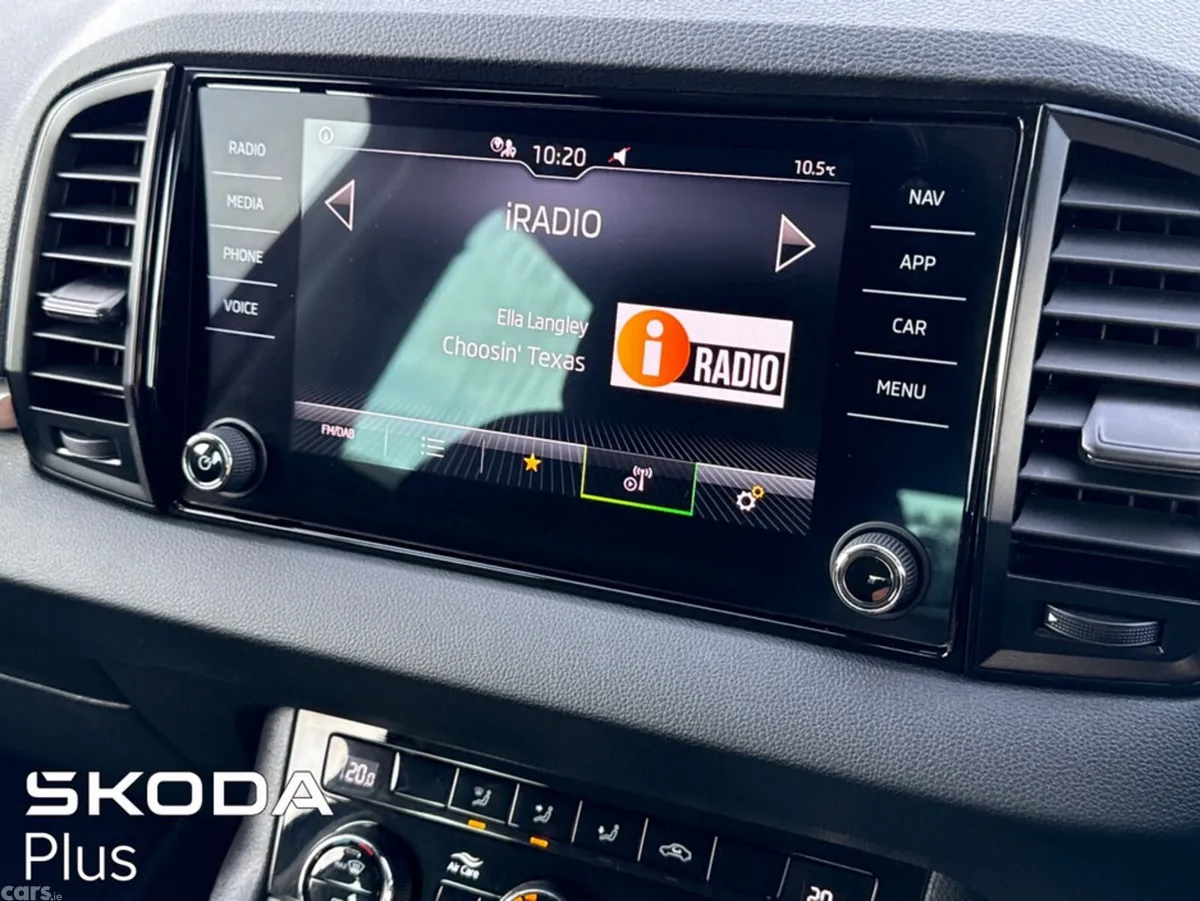 Skoda Karoq SUV, Diesel, 2024, Grey