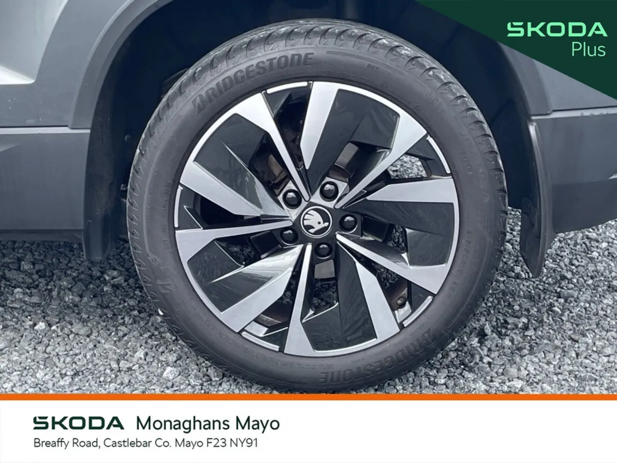 Skoda Karoq SUV, Petrol, 2026, Grey