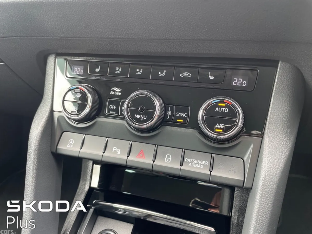 Skoda Karoq SUV, Petrol, 2026, Grey