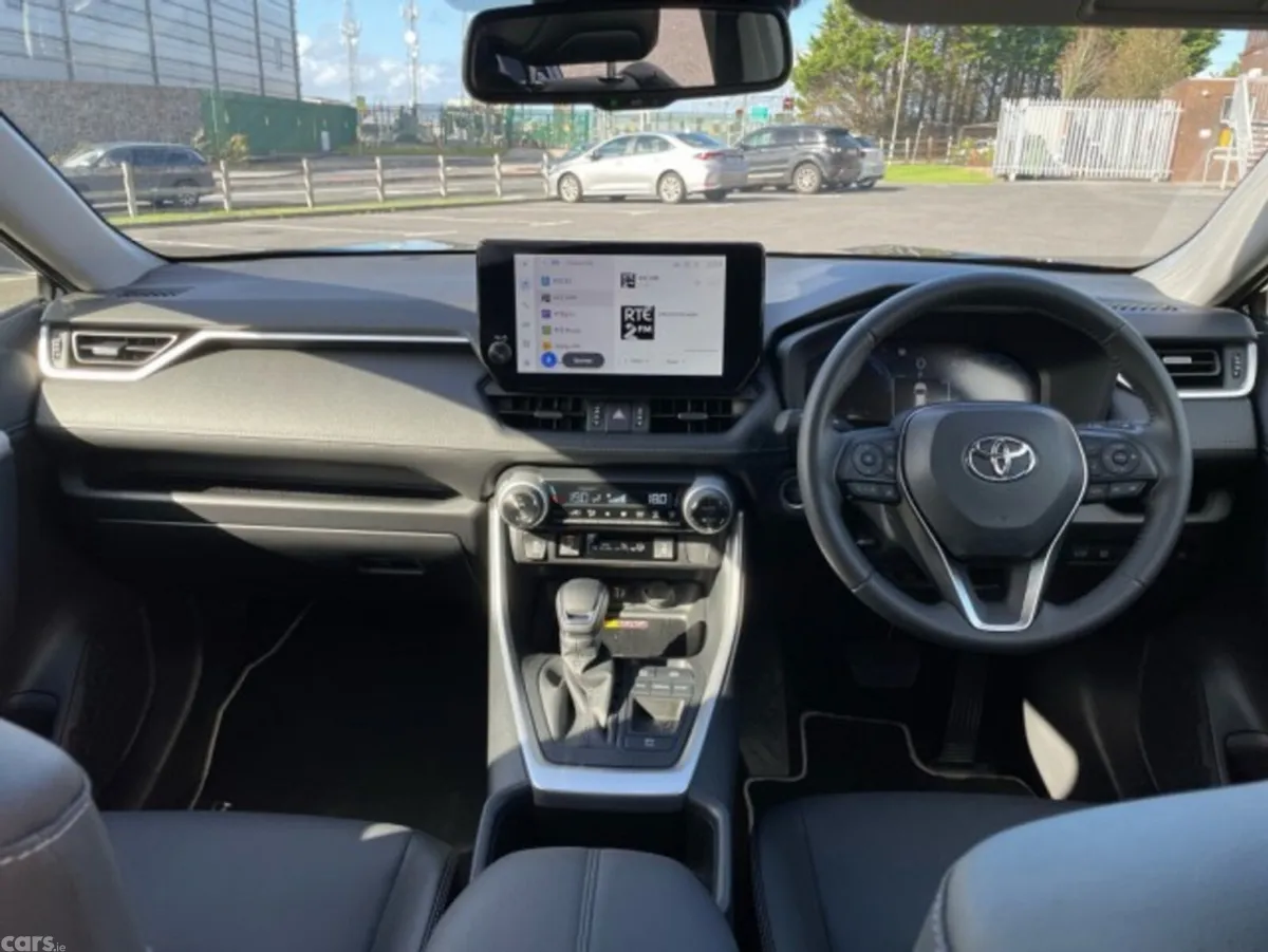 Toyota RAV4 SUV, Petrol Hybrid, 2024, Blue