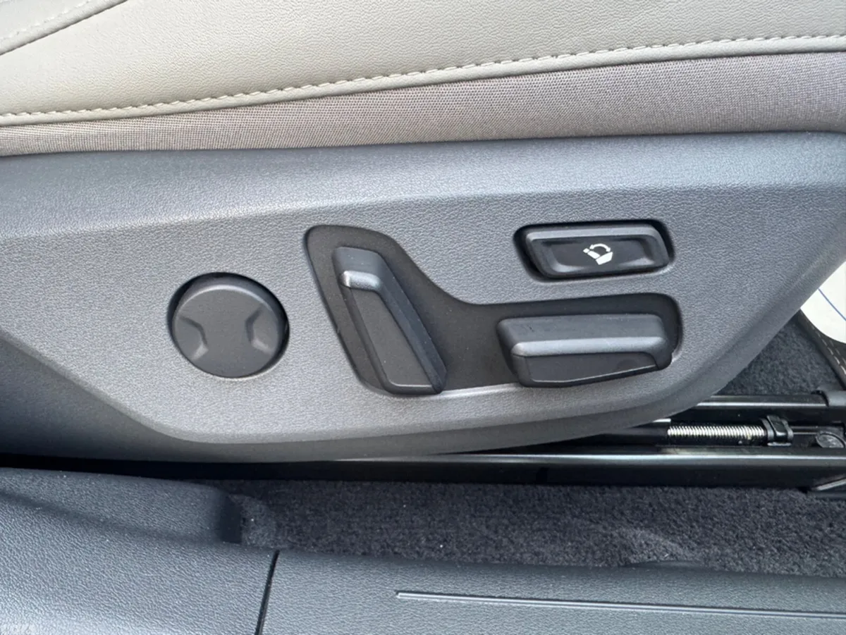 Kia EV6 Hatchback, Electric, 2025, Grey