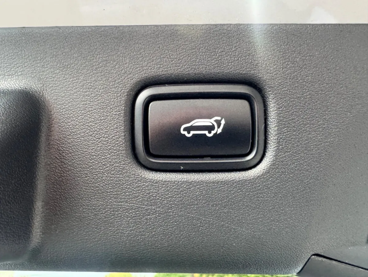 Kia EV6 Hatchback, Electric, 2025, Grey