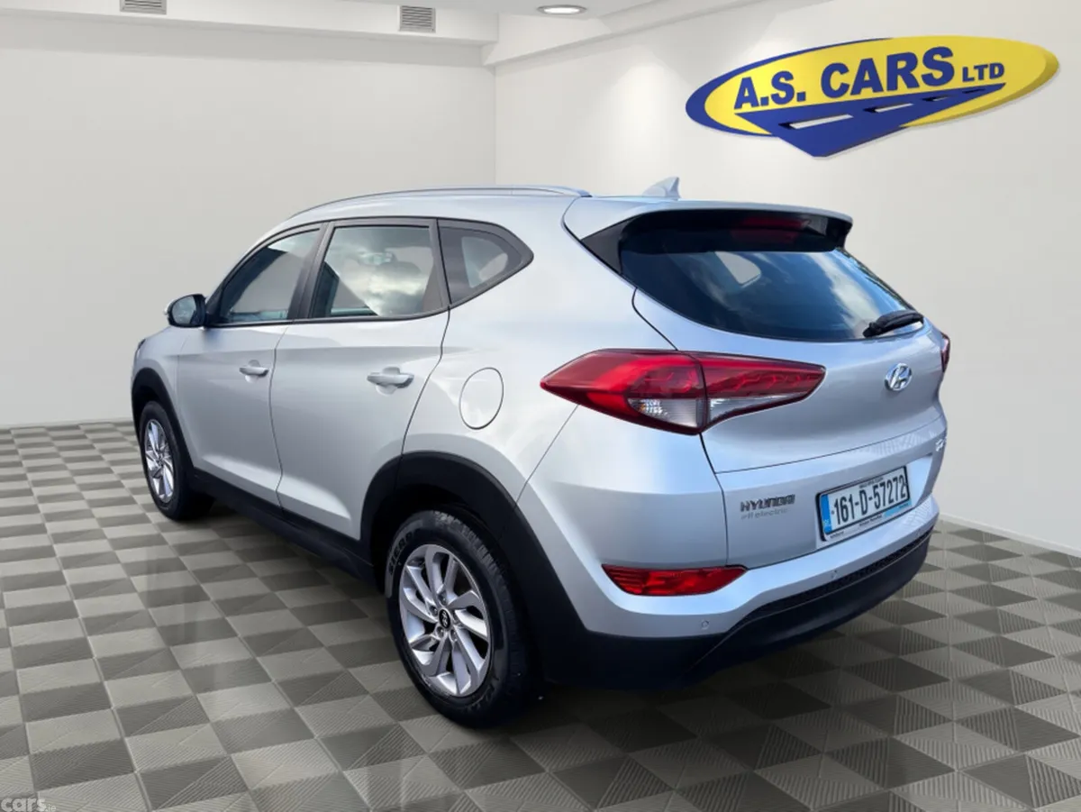 Hyundai Tucson SUV, Diesel, 2016, Silver