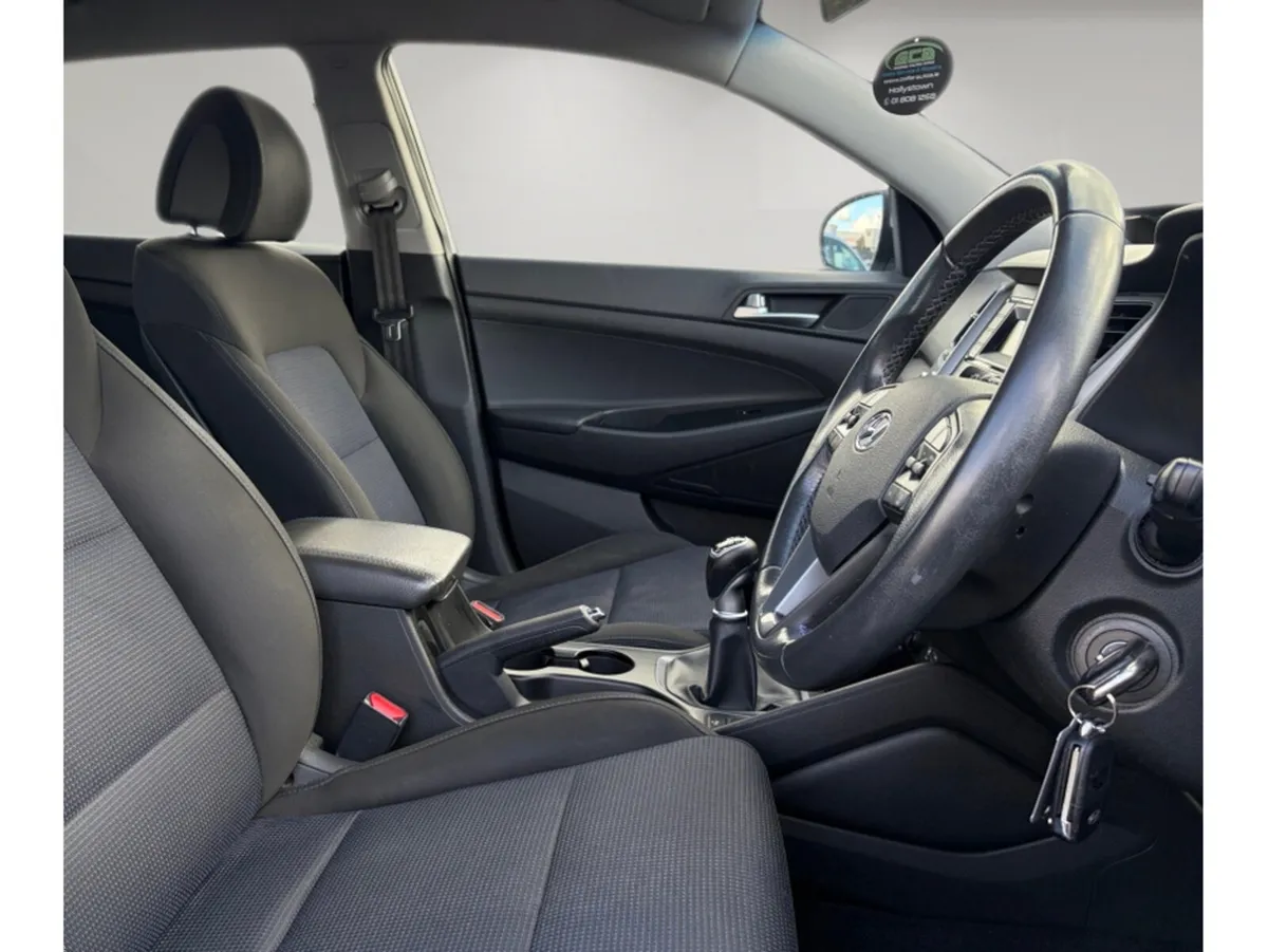 Hyundai Tucson SUV, Diesel, 2016, Silver