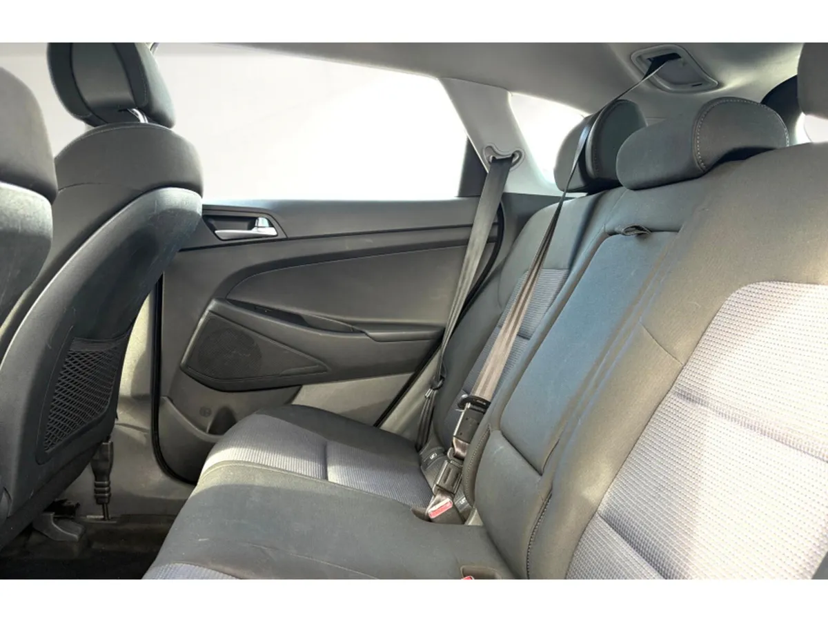 Hyundai Tucson SUV, Diesel, 2016, Silver