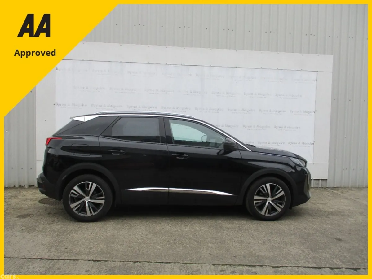 Peugeot 3008 MPV, Diesel, 2023, Black