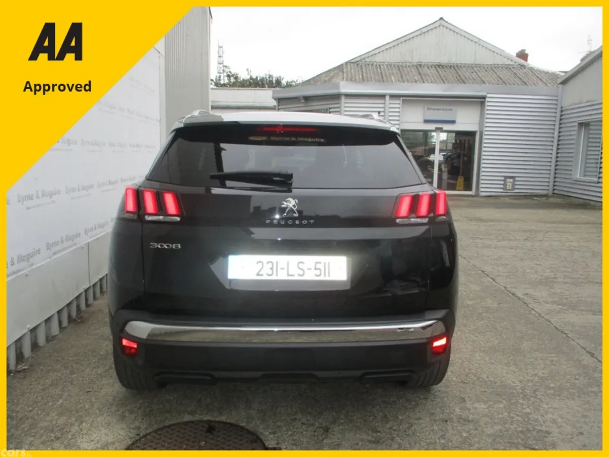 Peugeot 3008 MPV, Diesel, 2023, Black