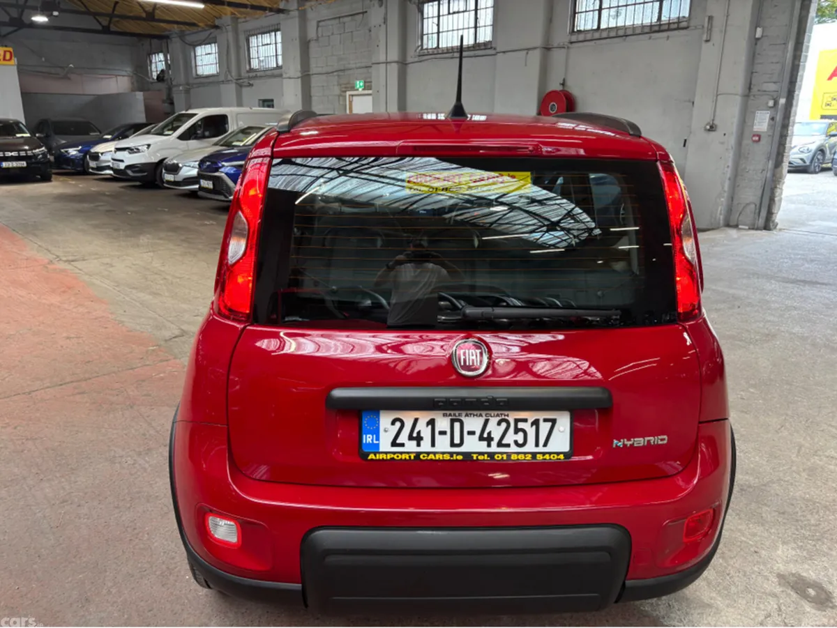 Fiat Panda MPV, Petrol, 2024, Red