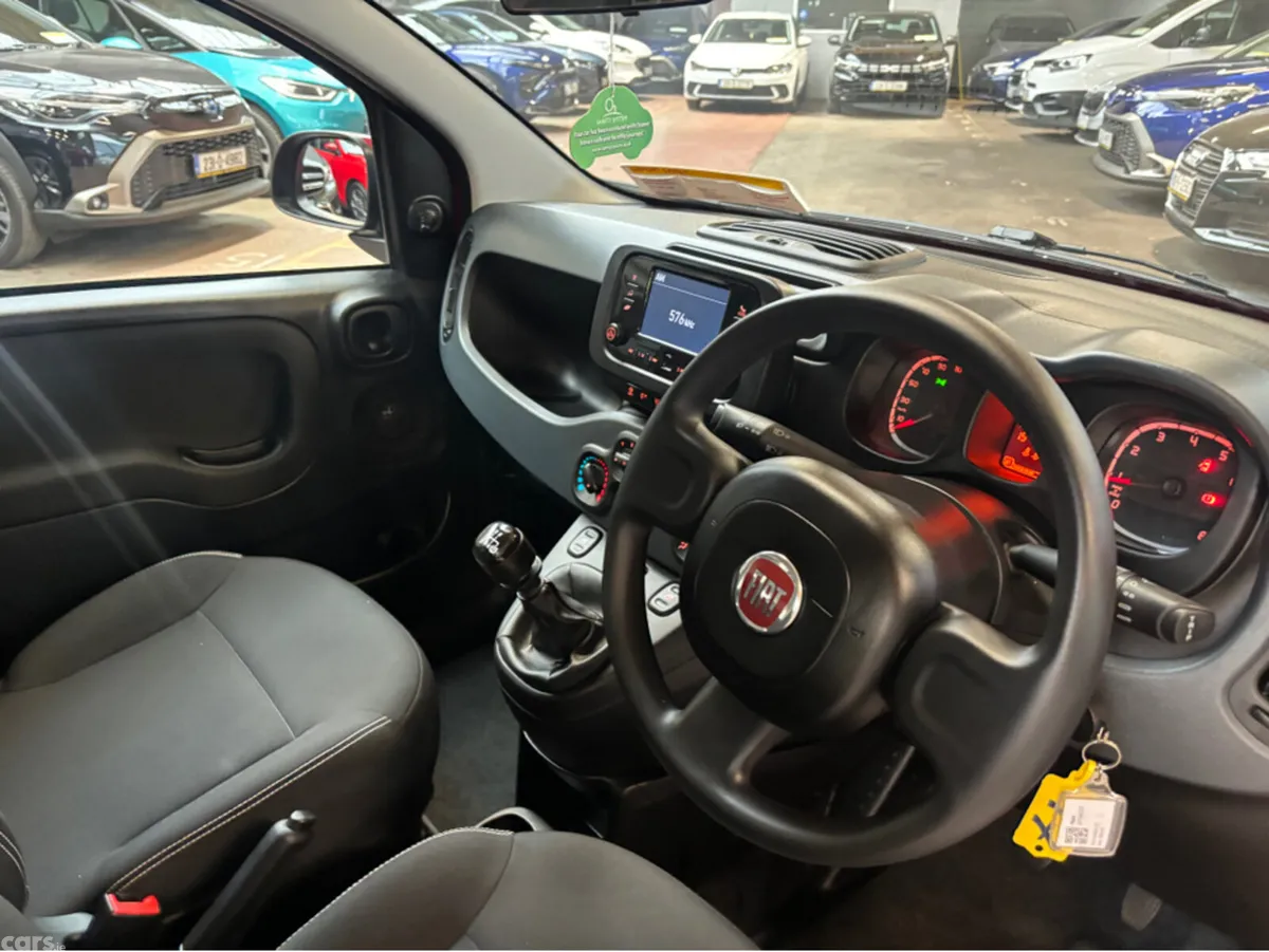 Fiat Panda MPV, Petrol, 2024, Red