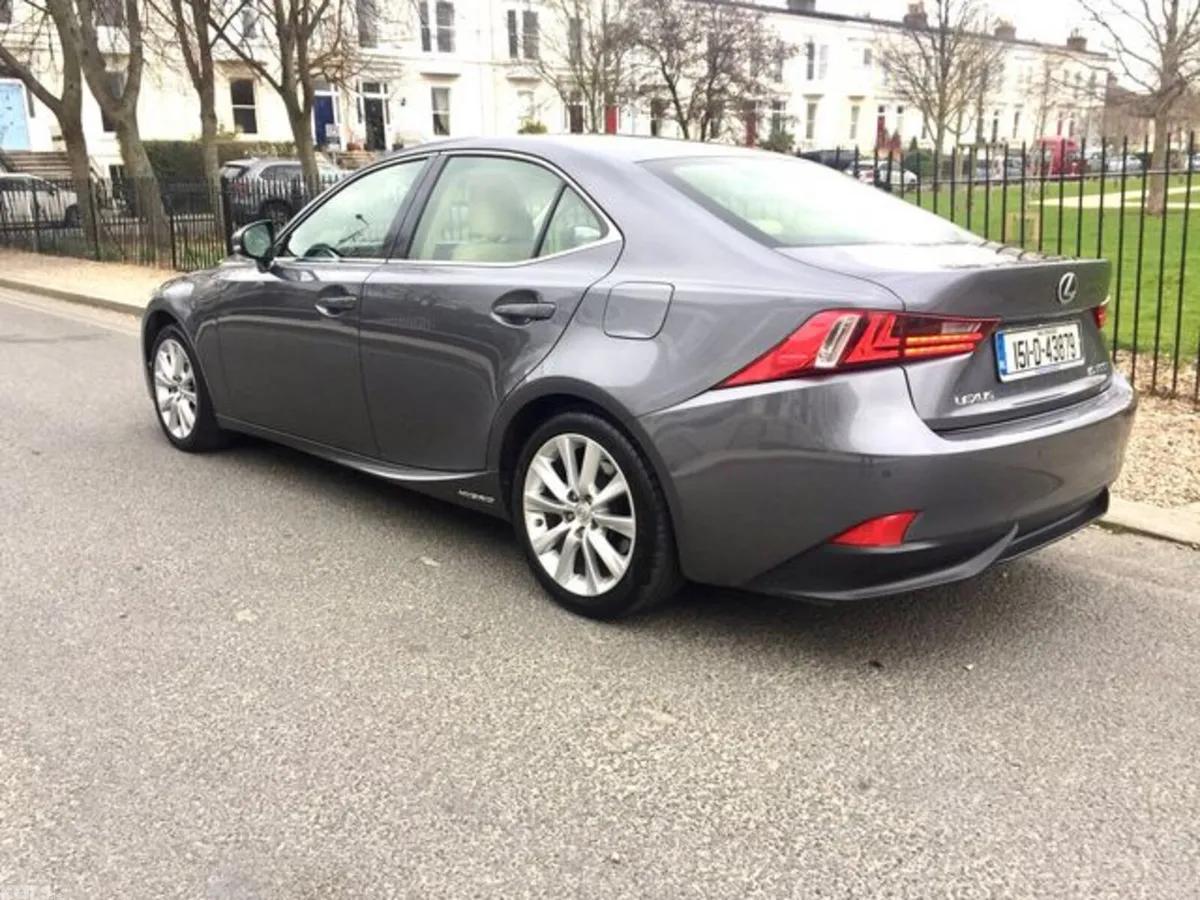 Lexus IS Saloon, Petrol Hybrid, 2015, Grey