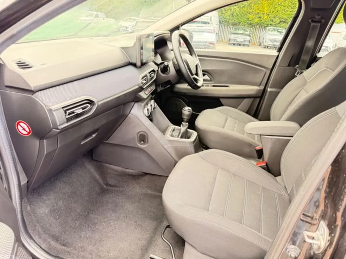 Dacia Jogger MPV, Petrol, 2023, Black
