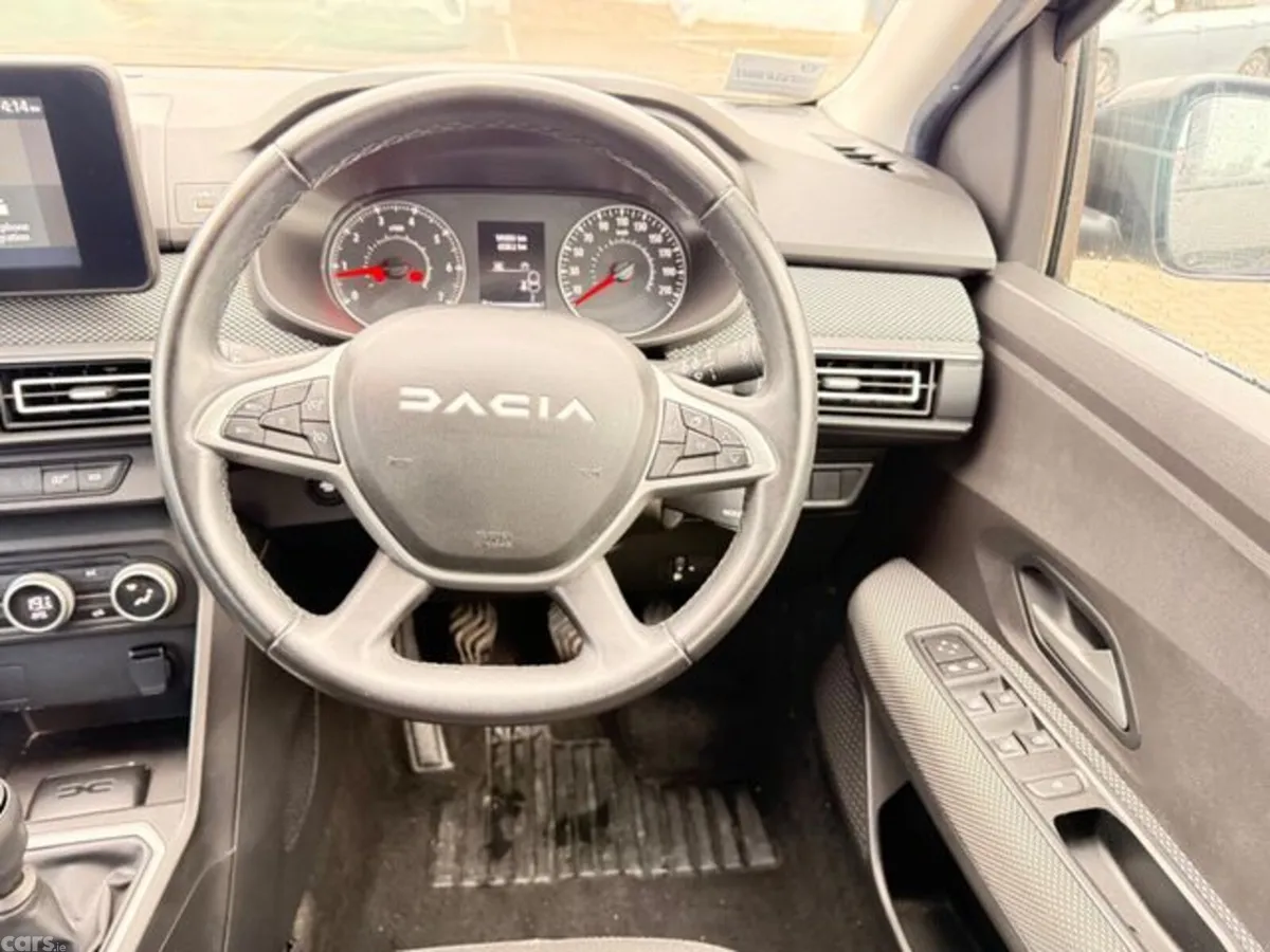 Dacia Jogger MPV, Petrol, 2023, Black