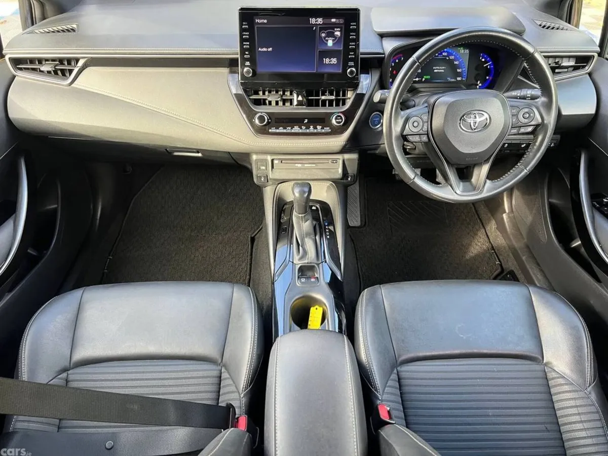 Toyota Corolla Estate, Petrol Hybrid, 2020, Black
