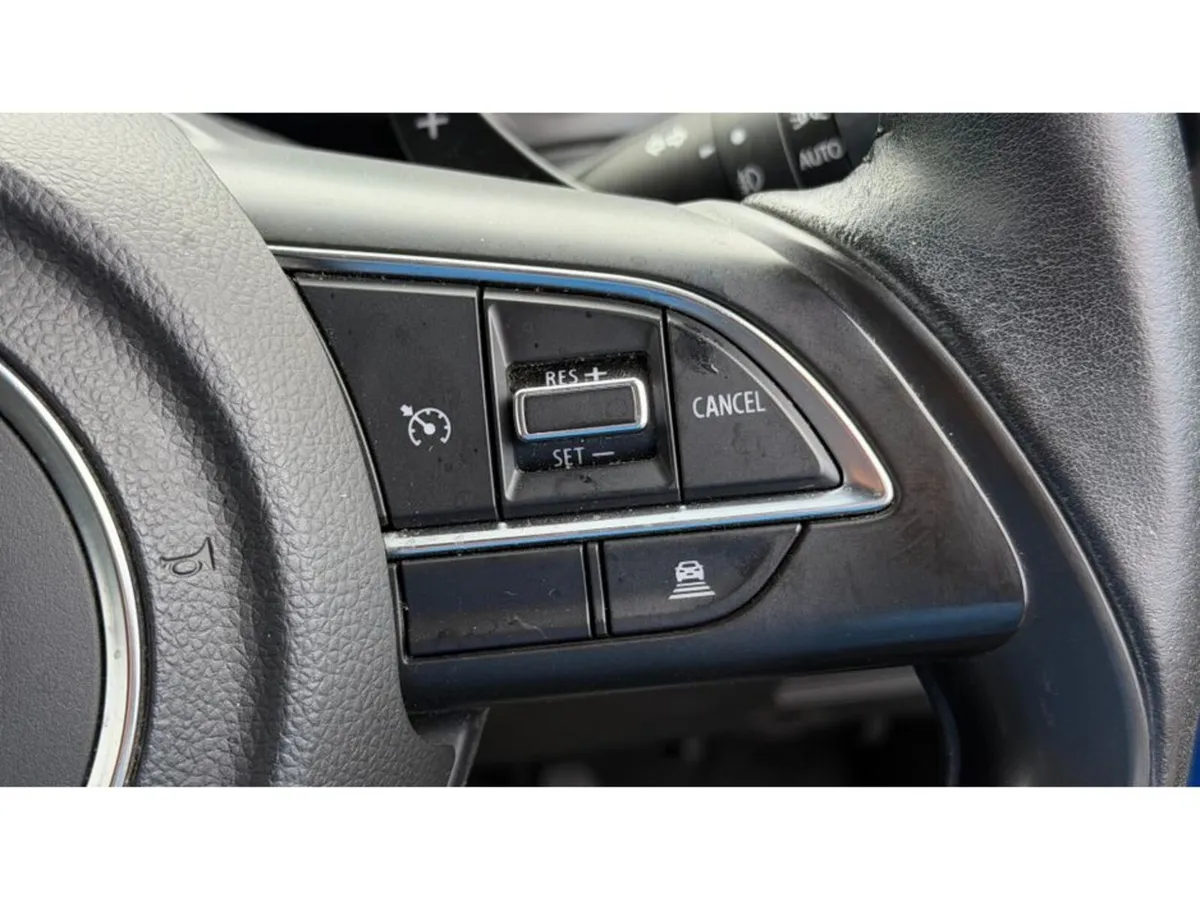 Suzuki Swift Hatchback, Petrol Hybrid, 2017, Blue