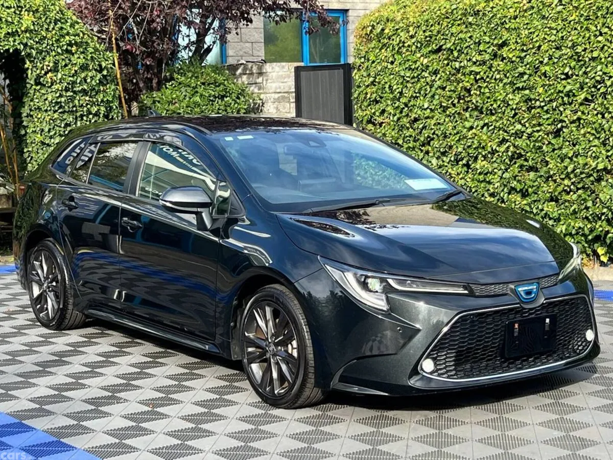 Toyota Corolla Estate, Petrol Hybrid, 2020, Black