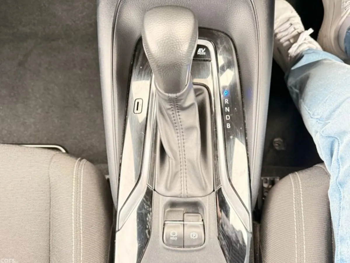 Toyota Corolla Hatchback, Petrol Hybrid, 2024, Grey