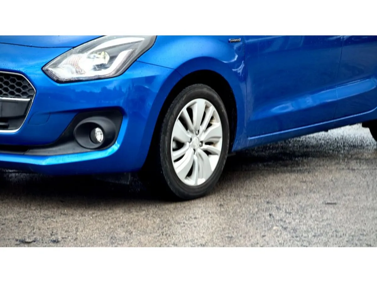 Suzuki Swift Hatchback, Petrol Hybrid, 2017, Blue