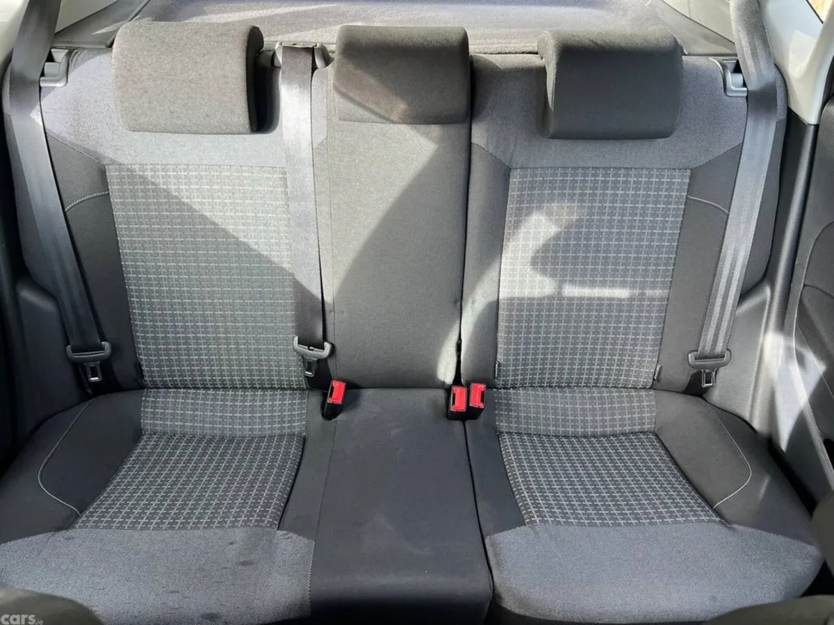 Volkswagen Polo Hatchback, Petrol, 2014, Red