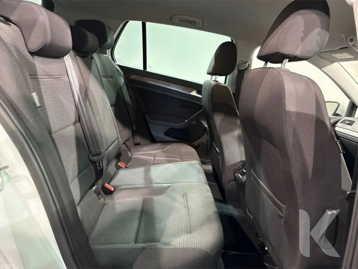 Volkswagen Golf Hatchback, Petrol, 2019, White
