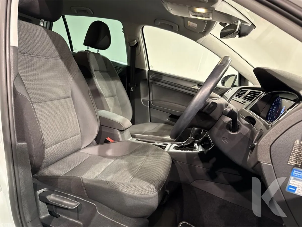 Volkswagen Golf Hatchback, Petrol, 2019, White