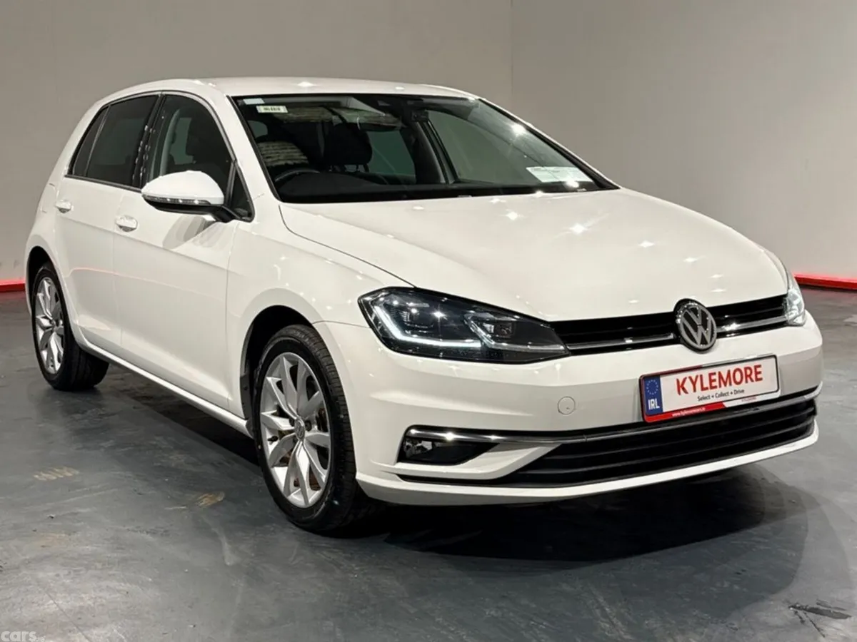 Volkswagen Golf Hatchback, Petrol, 2019, White