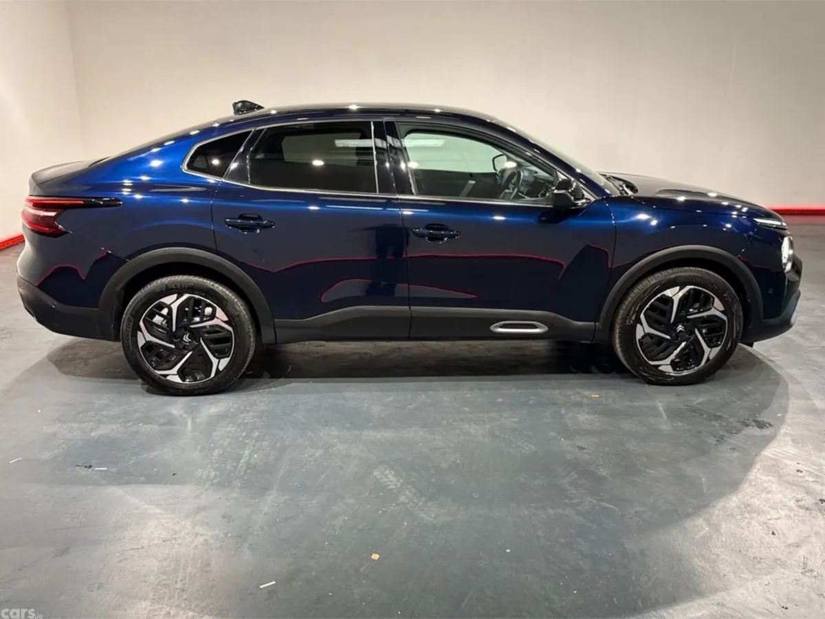 Citroen C4 X Saloon, Diesel, 2025, Blue
