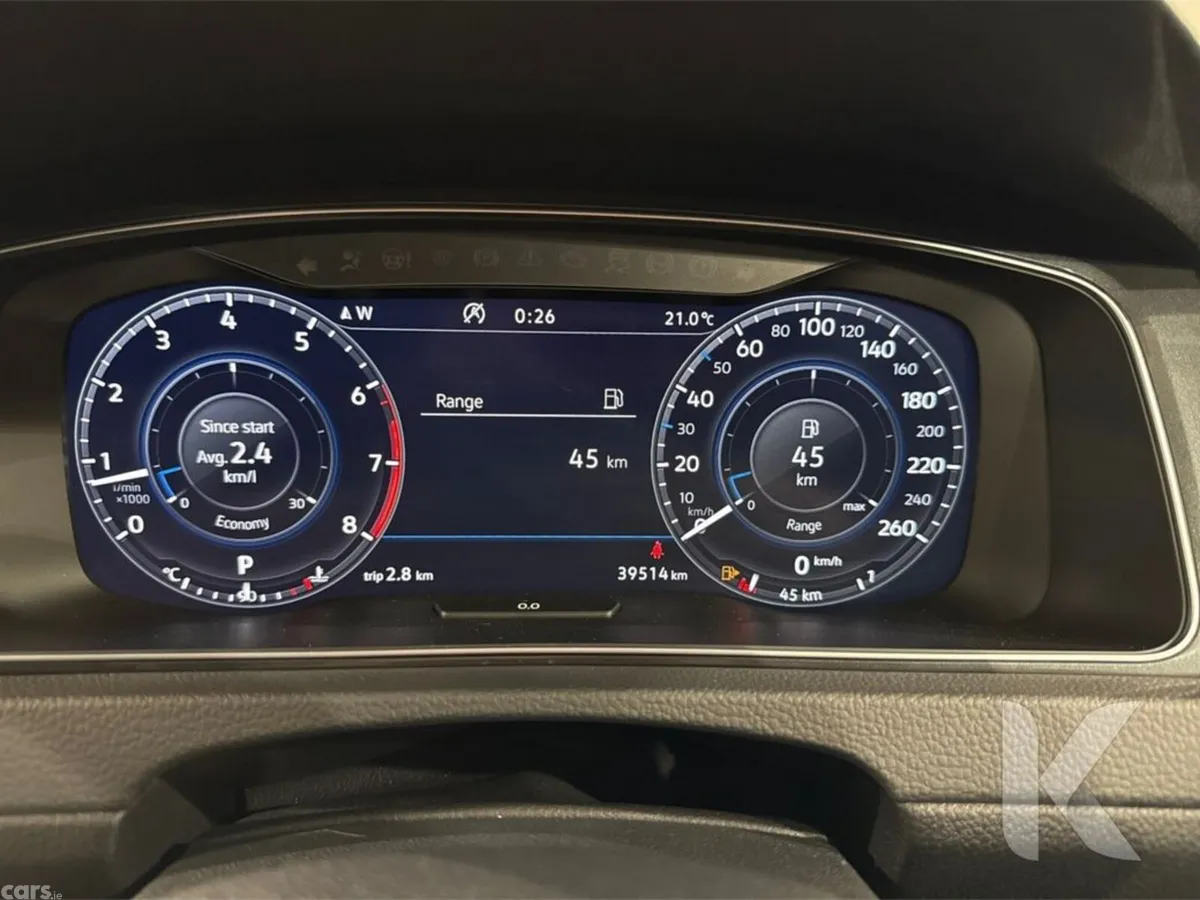 Volkswagen Golf Hatchback, Petrol, 2019, White