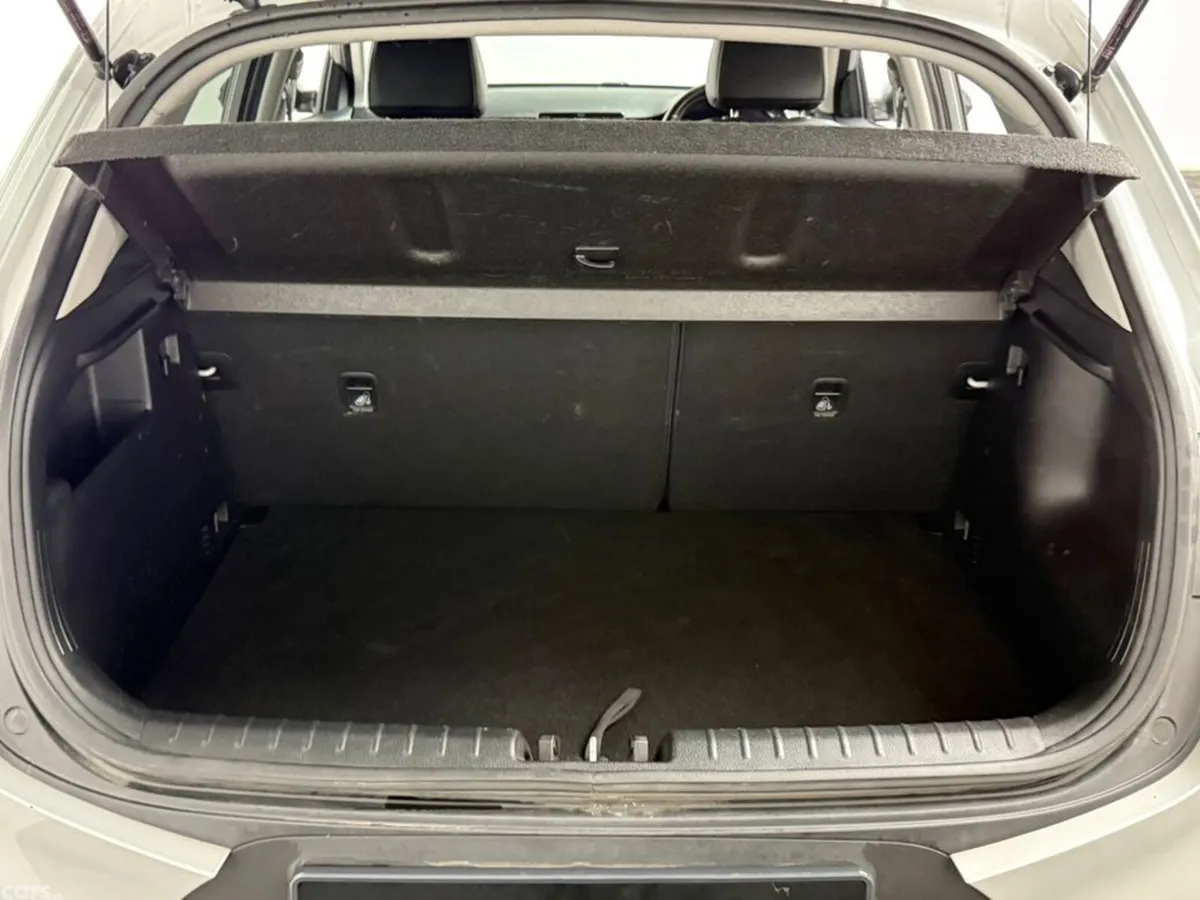 Kia Stonic SUV, Petrol, 2020, Grey